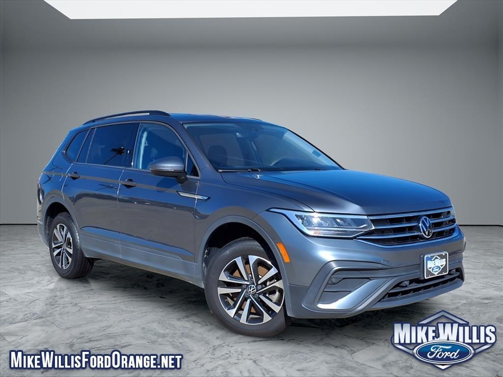 Pure White 2023 Volkswagen Tiguan S FWD SUV / Crossover Front-Wheel Drive 8-Speed Automatic