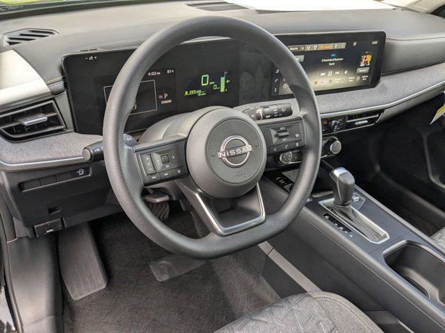 2025 Nissan Kicks SV FWD