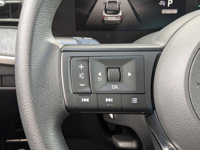 2025 Nissan Kicks SV FWD