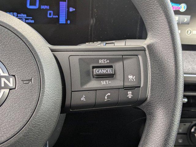 2025 Nissan Kicks SV FWD