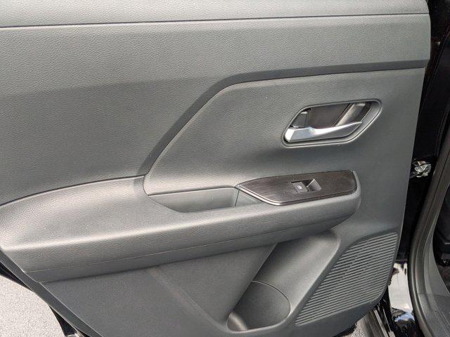 2025 Nissan Kicks SV FWD