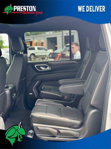 2023 Chevrolet Suburban 2WD Premier