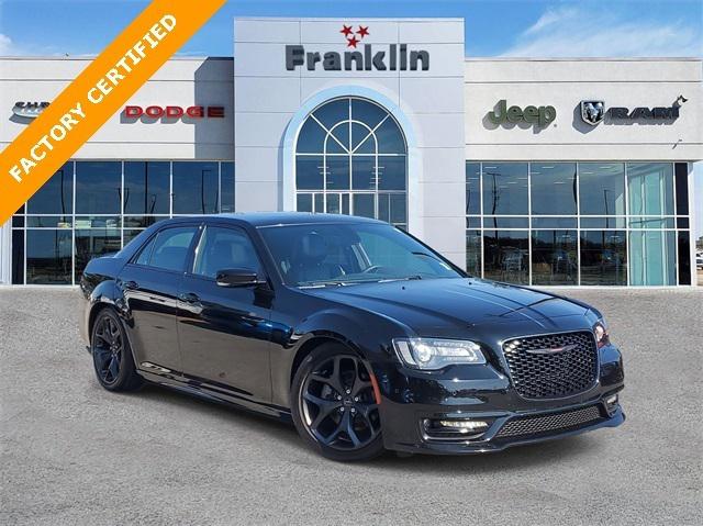 2022 Chrysler 300 S