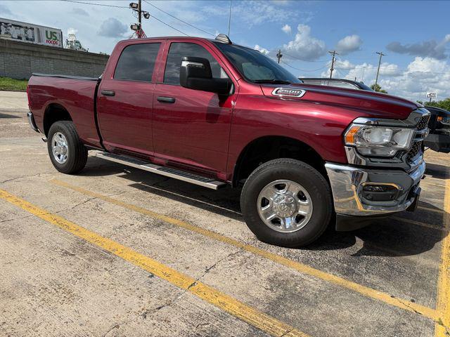 2024 RAM 2500 Tradesman Crew Cab 4x4 64 Box