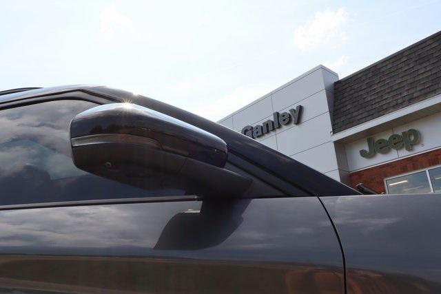 2021 Ford Explorer ST 2021 Ford Explorer ST