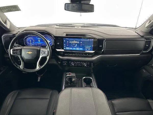 2023 Chevrolet Silverado 1500 4WD Crew Cab Short Bed LTZ