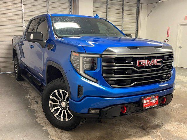 2023 GMC Sierra 1500 4WD Crew Cab Short Box AT4