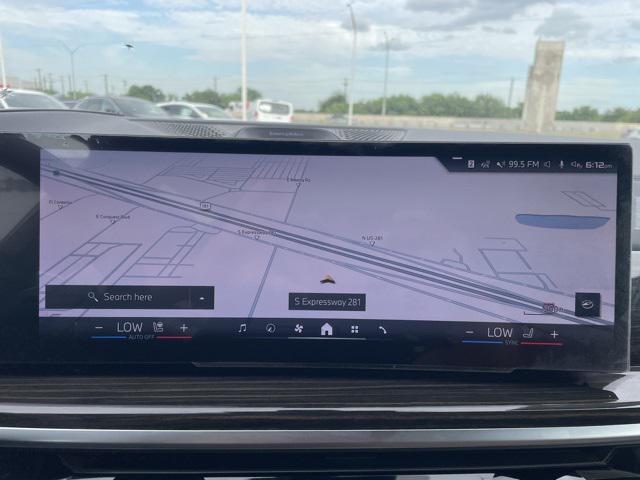 2024 BMW X7 M60i 2024 BMW X7 M60i