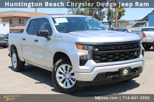 2022 Chevrolet Silverado 1500 2WD Crew Cab Short Bed Custom