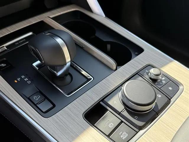 2025 Mazda X-90 Preferred Package
