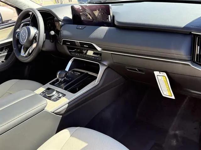 2025 Mazda X-90 Preferred Package