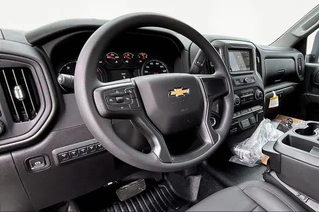 2025 Chevrolet Silverado 3500HD Work Truck