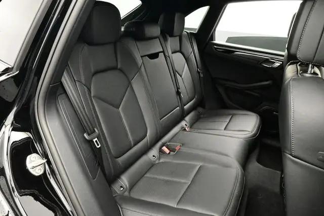 2025 Porsche Macan Macan