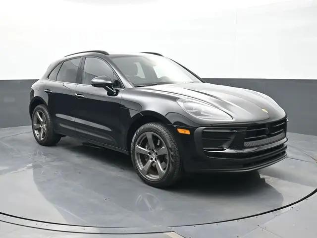 2025 Porsche Macan Macan