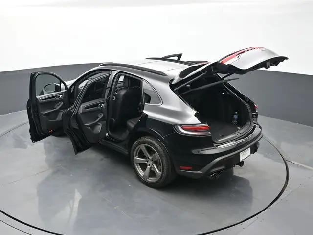 2025 Porsche Macan Macan