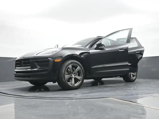 2025 Porsche Macan Macan