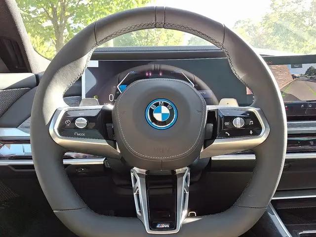 2026 BMW 7 Series 750e xDrive