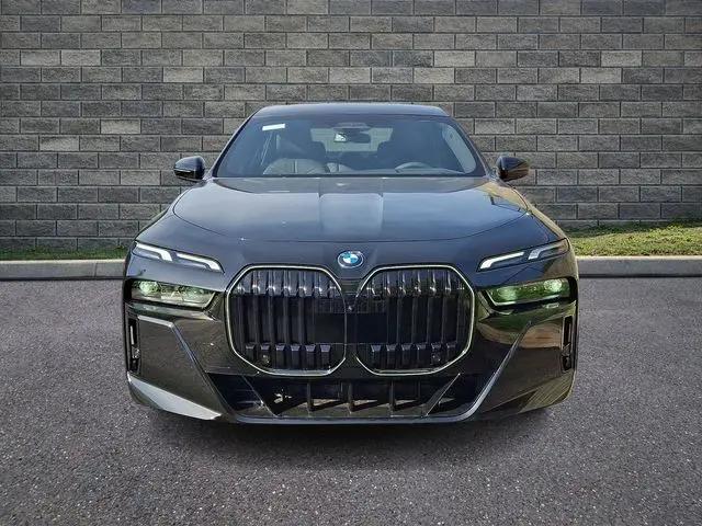 2026 BMW 7 Series 750e xDrive