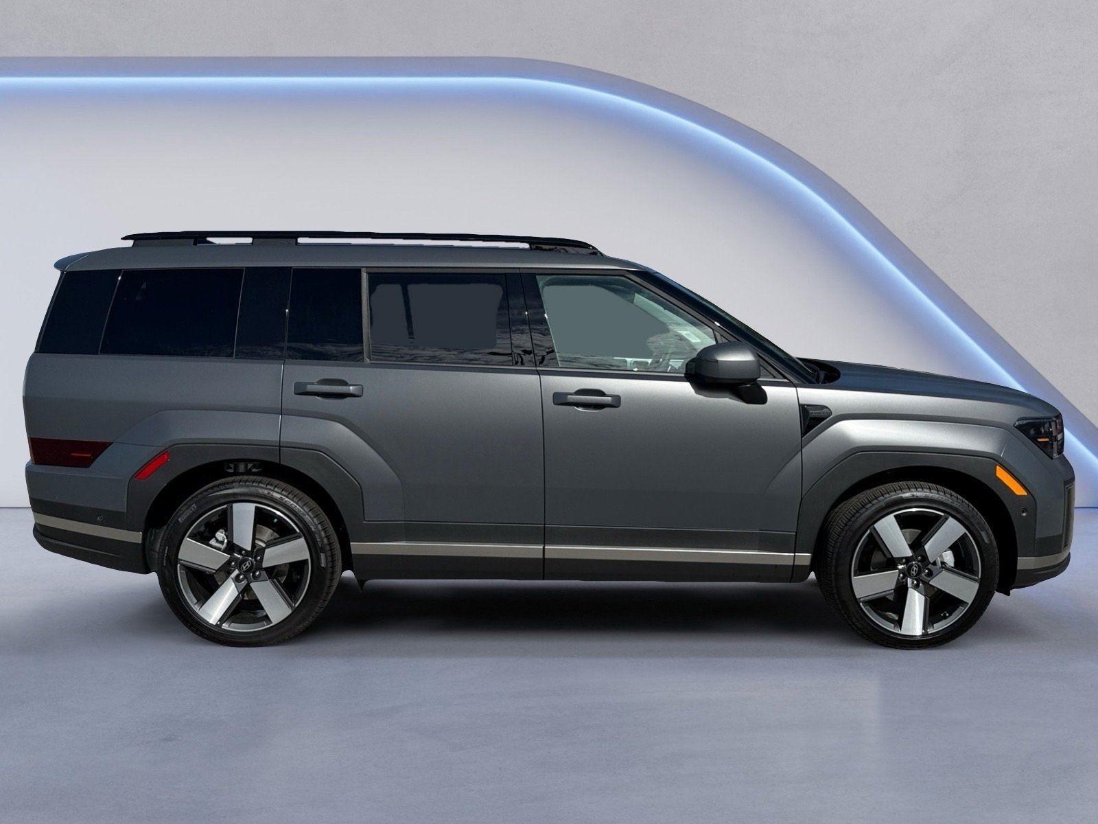 2025 Hyundai Santa Fe Limited - Photo 6
