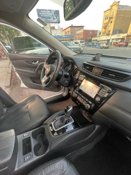 2017 Nissan Rogue SL