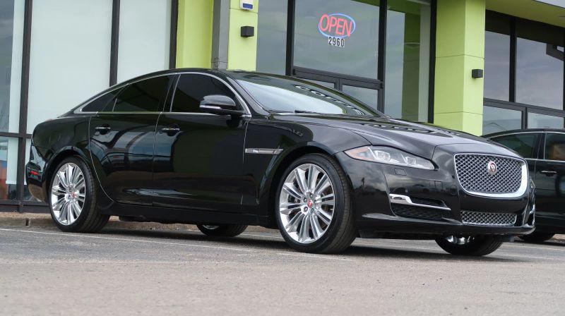 2017 Jaguar XJ R-Sport