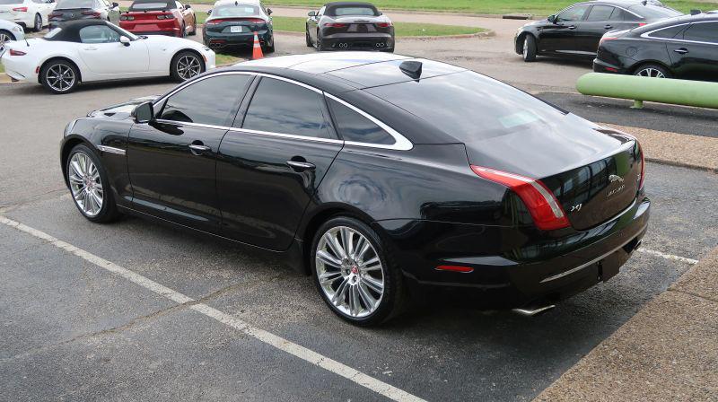 2017 Jaguar XJ R-Sport