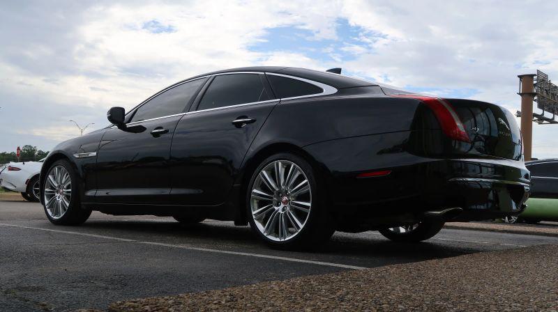 2017 Jaguar XJ R-Sport