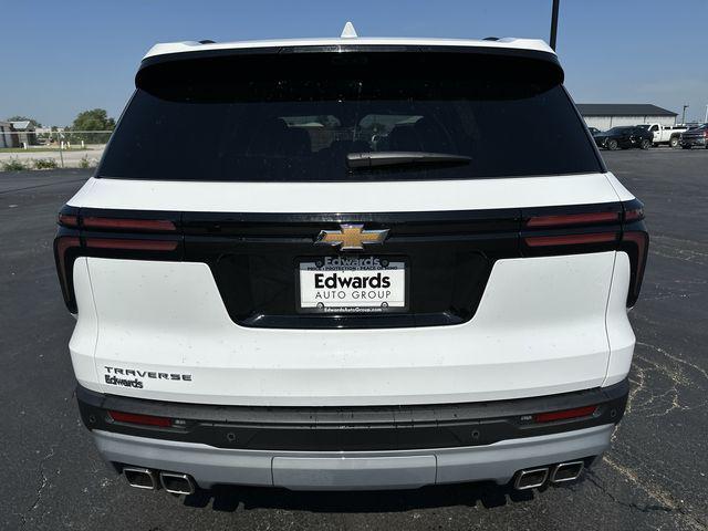 2026 Chevrolet Traverse FWD LT