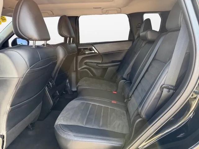 2023 Mitsubishi Outlander SE 2.5 S-AWC