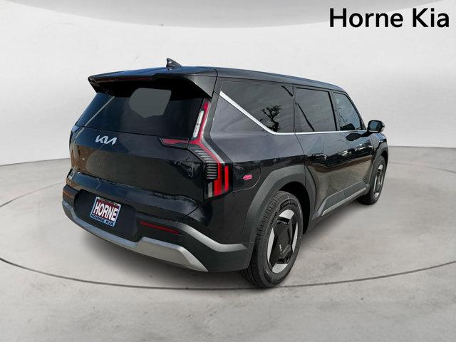 2026 Kia EV9 Light Short Range