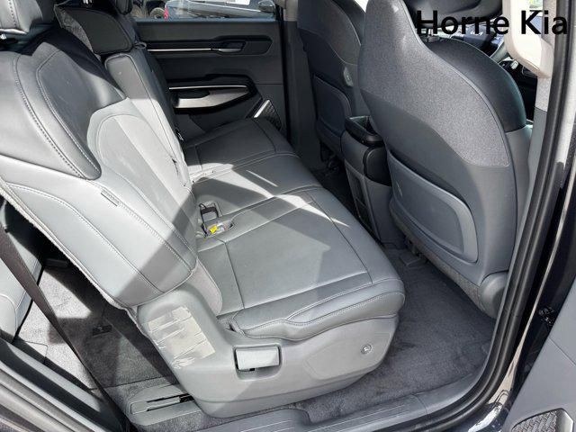 2026 Kia EV9 Light Short Range