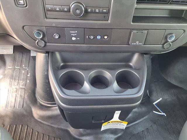 2025 Chevrolet Express Cargo Van RWD 2500 Regular Wheelbase WT