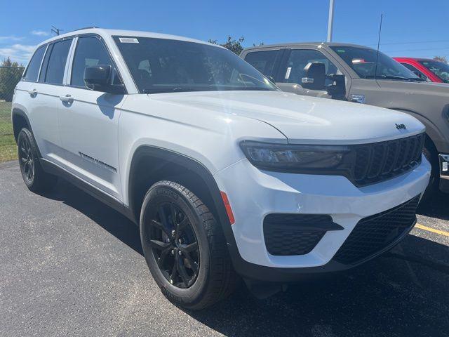 2025 Jeep Grand Cherokee GRAND CHEROKEE ALTITUDE 4X4