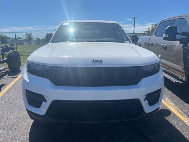 2025 Jeep Grand Cherokee GRAND CHEROKEE ALTITUDE 4X4