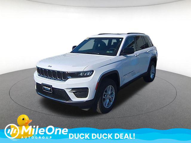 2025 Jeep Grand Cherokee GRAND CHEROKEE LAREDO X 4X4