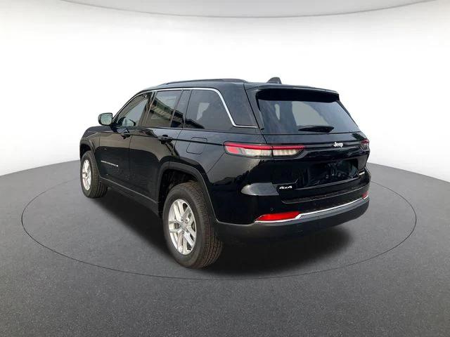 2025 Jeep Grand Cherokee GRAND CHEROKEE LAREDO X 4X4 2025 Jeep Grand Cherokee GRAND CHEROKEE LAREDO X 4X4