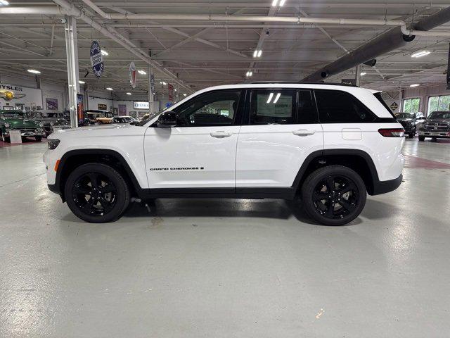 2025 Jeep Grand Cherokee GRAND CHEROKEE ALTITUDE X 4X4