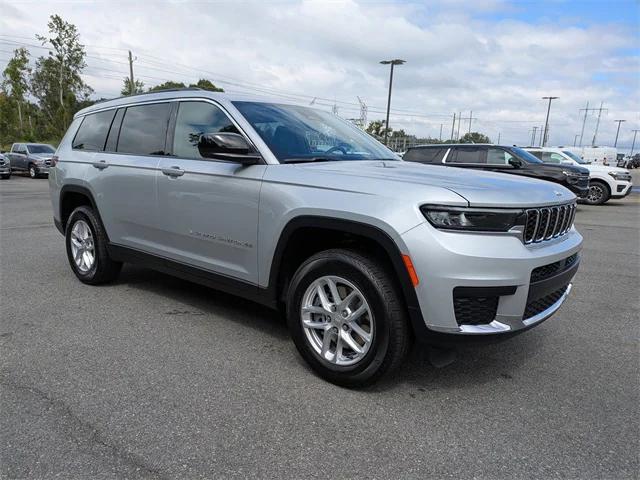 2025 Jeep Grand Cherokee GRAND CHEROKEE L LAREDO X 4X4