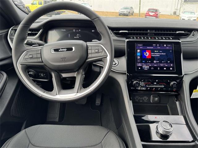 2025 Jeep Grand Cherokee GRAND CHEROKEE LAREDO X 4X4