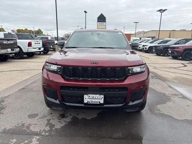 2025 Jeep Grand Cherokee Altitude X 4x4
