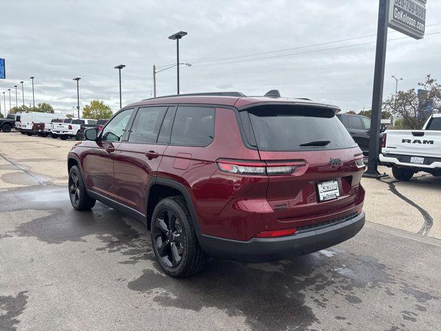 2025 Jeep Grand Cherokee Altitude X 4x4