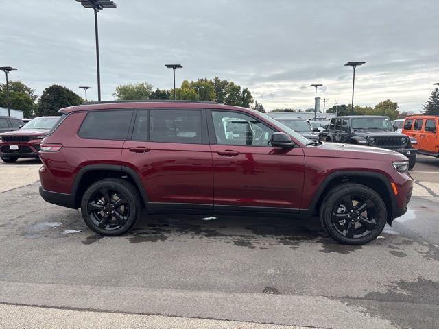 2025 Jeep Grand Cherokee Altitude X 4x4