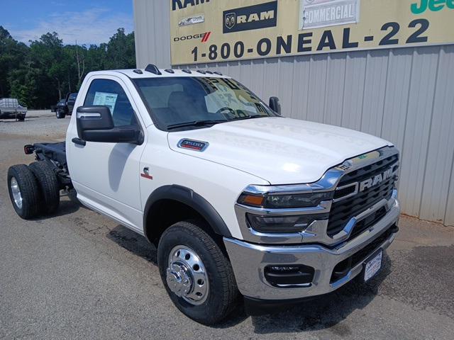 2026 RAM Ram 3500 Chassis Cab RAM 3500 TRADESMAN CHASSIS REGULAR CAB 4X4 60 CA 2026 RAM Ram 3500 Chassis Cab RAM 3500 TRADESMAN CHASSIS REGULAR CAB 4X4 60 CA