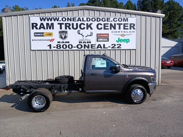 2026 RAM Ram 3500 Chassis Cab RAM 3500 TRADESMAN CHASSIS REGULAR CAB 4X4 60 CA 2026 RAM Ram 3500 Chassis Cab RAM 3500 TRADESMAN CHASSIS REGULAR CAB 4X4 60 CA