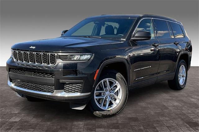 2025 Jeep Grand Cherokee GRAND CHEROKEE L LAREDO X 4X4