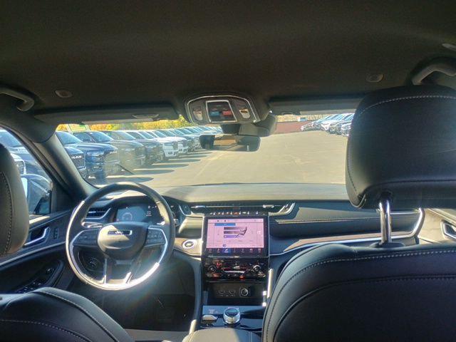 2025 Jeep Grand Cherokee GRAND CHEROKEE L LIMITED 4X4 2025 Jeep Grand Cherokee GRAND CHEROKEE L LIMITED 4X4