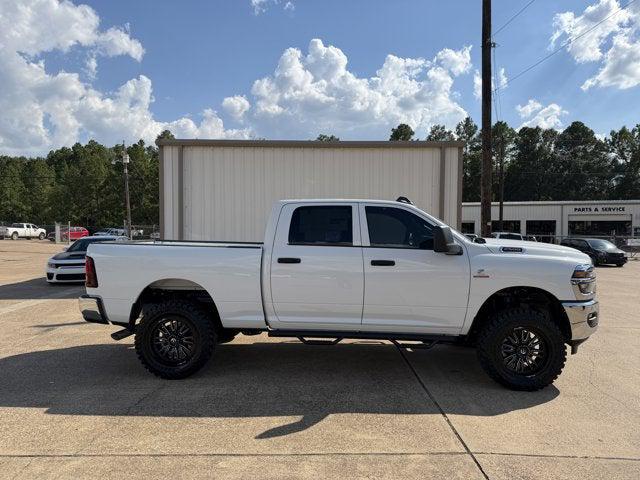 2026 RAM Ram 2500 RAM 2500 TRADESMAN CREW CAB 4X4 64 BOX 2026 RAM Ram 2500 RAM 2500 TRADESMAN CREW CAB 4X4 64 BOX