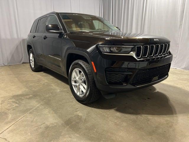 2025 Jeep Grand Cherokee GRAND CHEROKEE LAREDO X 4X4 2025 Jeep Grand Cherokee GRAND CHEROKEE LAREDO X 4X4