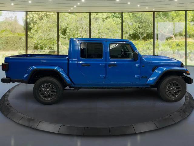 2025 Jeep Gladiator GLADIATOR SPORT S 4X4