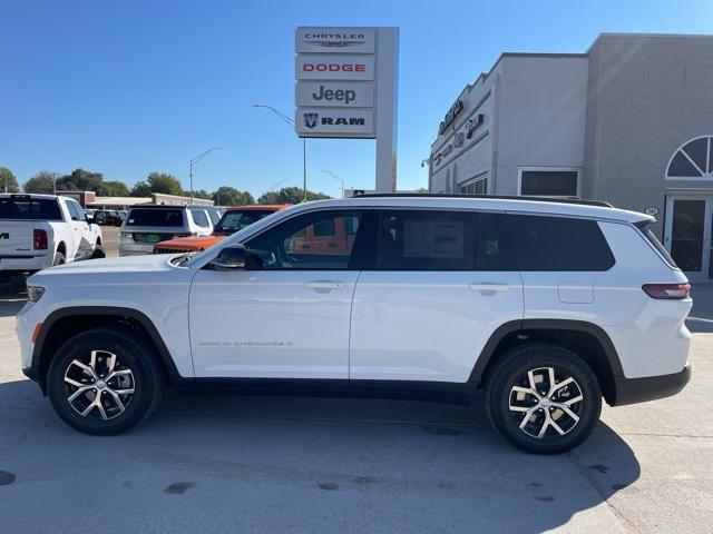 2025 Jeep Grand Cherokee GRAND CHEROKEE L LIMITED 4X4 2025 Jeep Grand Cherokee GRAND CHEROKEE L LIMITED 4X4